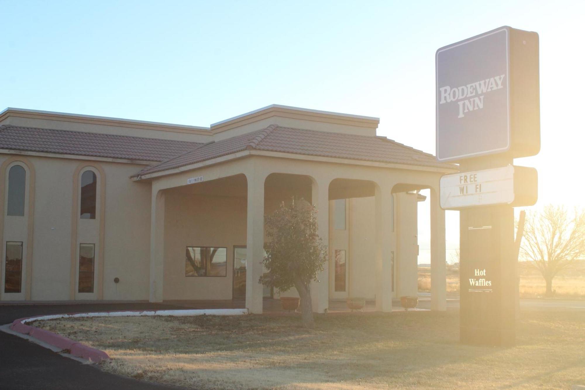 Rodeway Inn Tucumcari Exterior photo