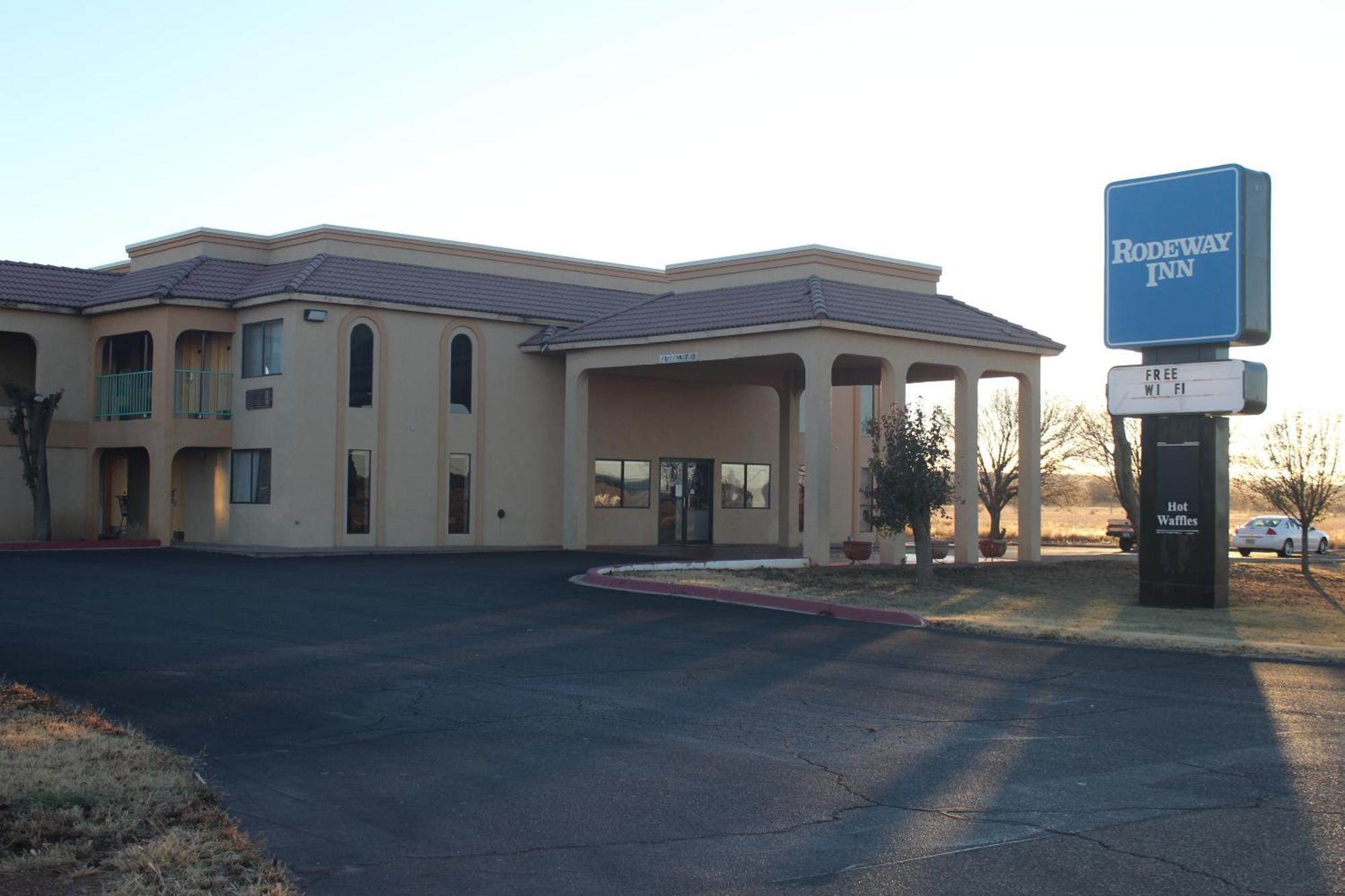 Rodeway Inn Tucumcari Exterior photo