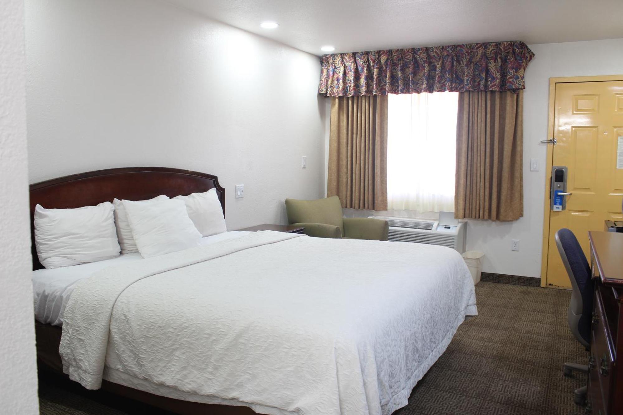 Rodeway Inn Tucumcari Exterior photo